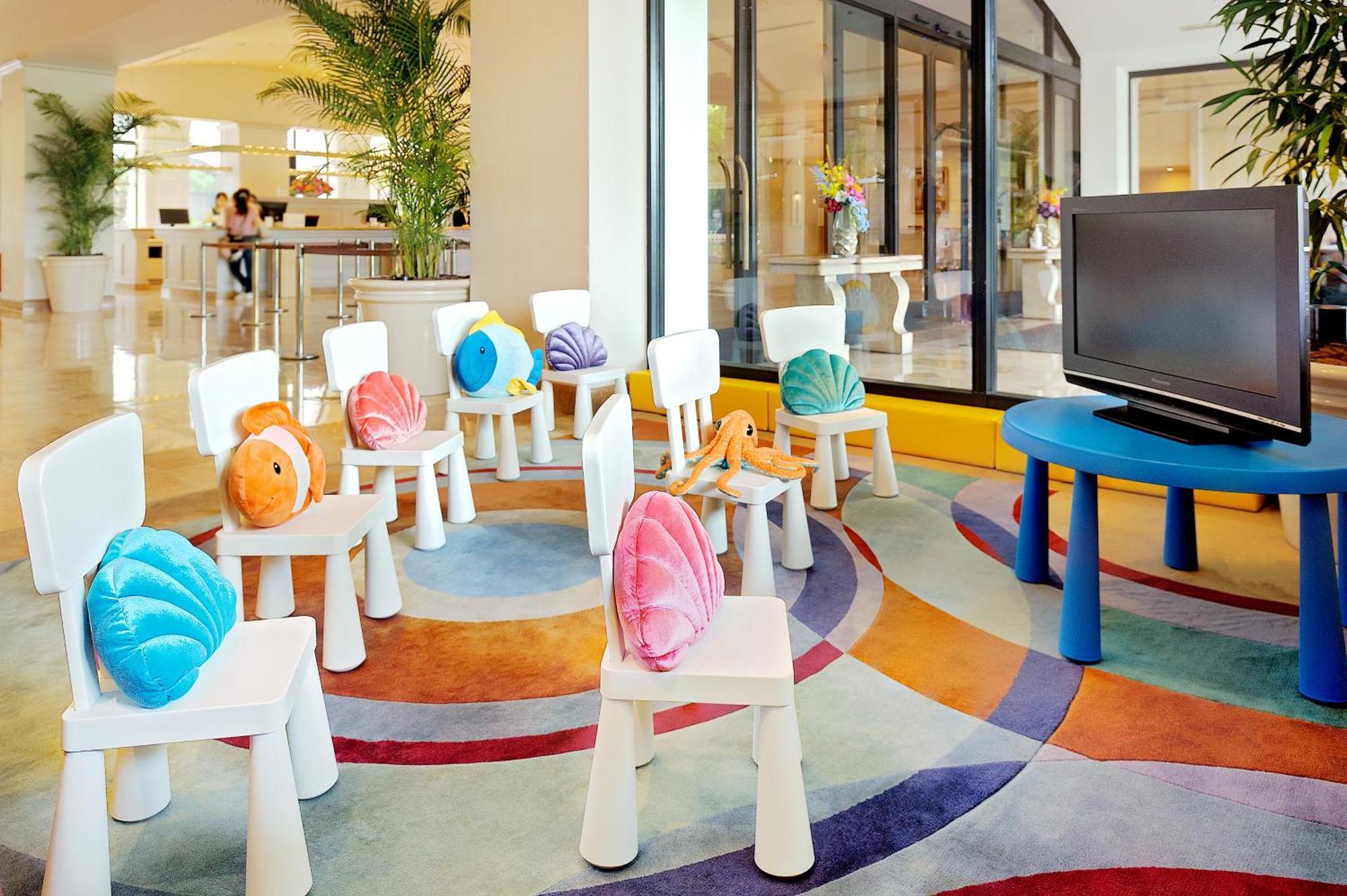 Hotel Okura Tokyo Bay Urayasu Екстериор снимка Children's area