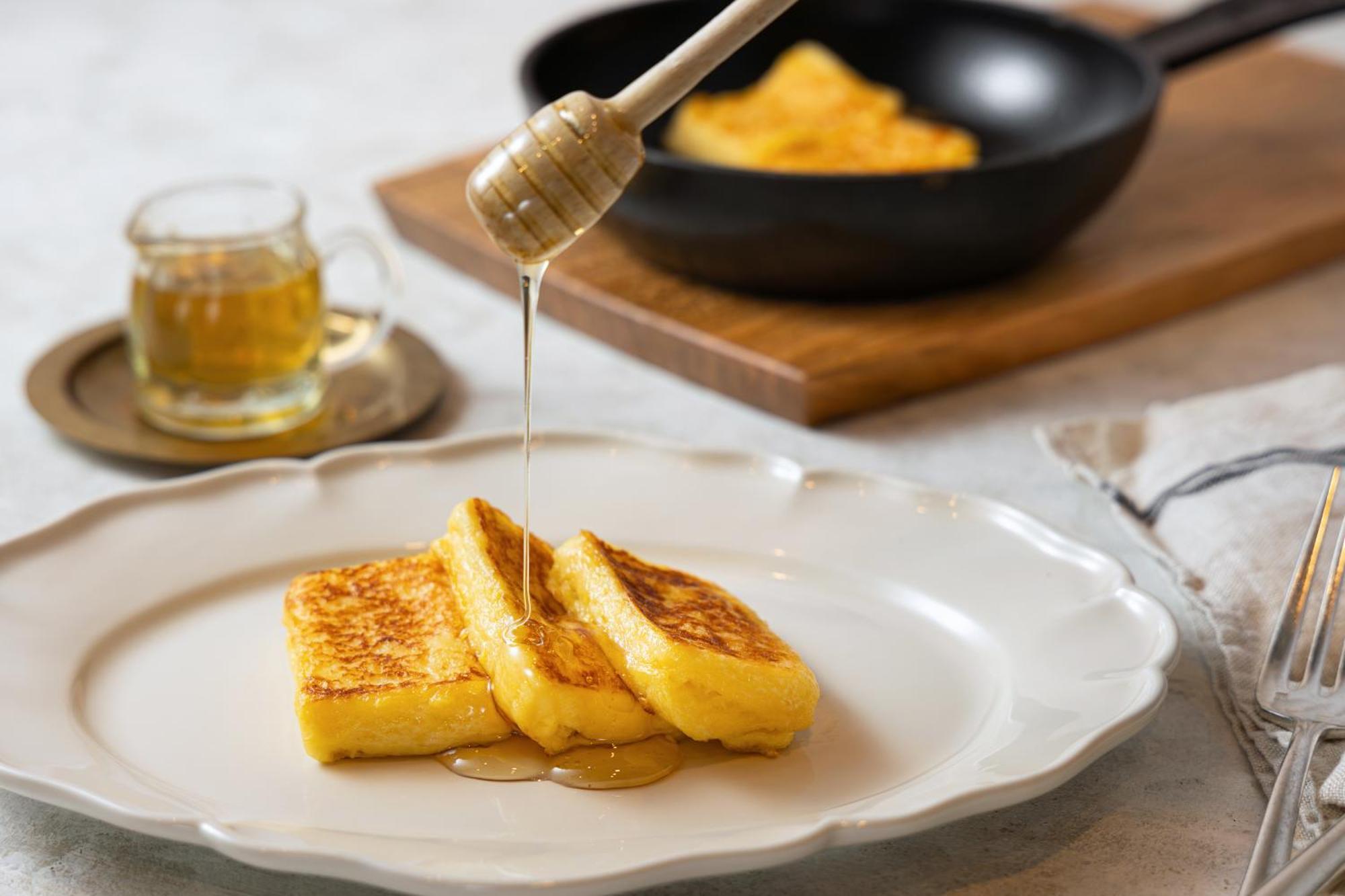 Hotel Okura Tokyo Bay Urayasu Екстериор снимка French toast with honey