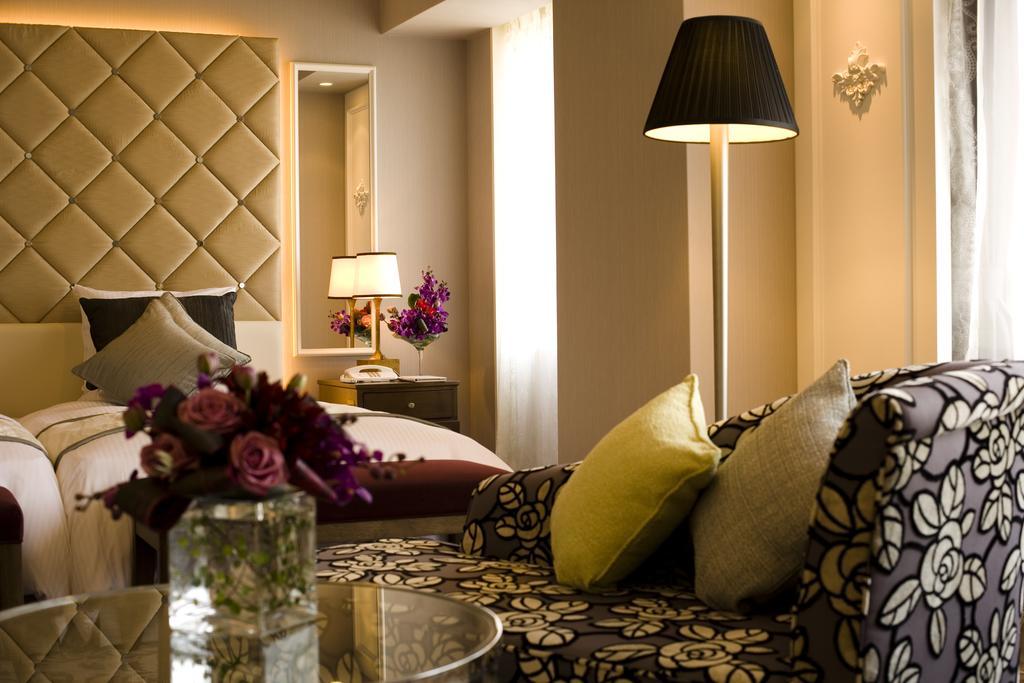 Hotel Okura Tokyo Bay Urayasu Стая снимка A suite at the hotel