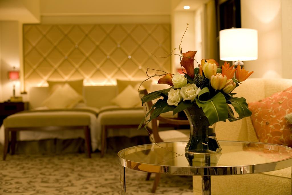 Hotel Okura Tokyo Bay Urayasu Екстериор снимка